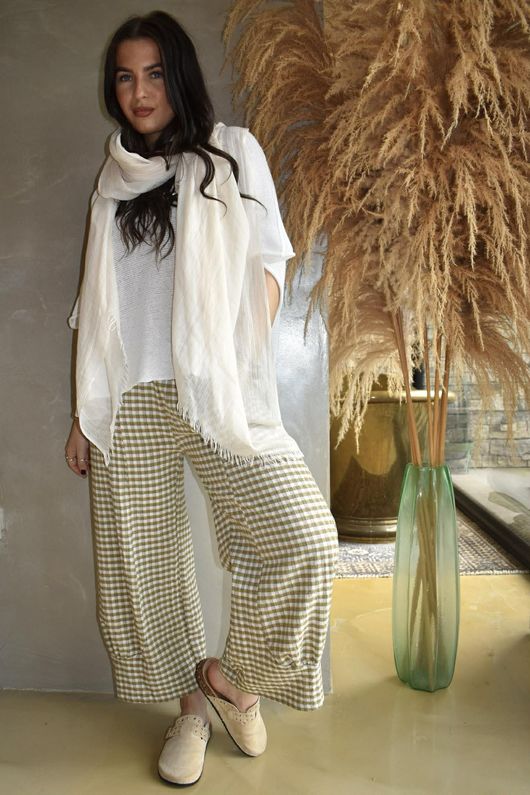 Annie Gingham Quirky 7/8 Pant Olive